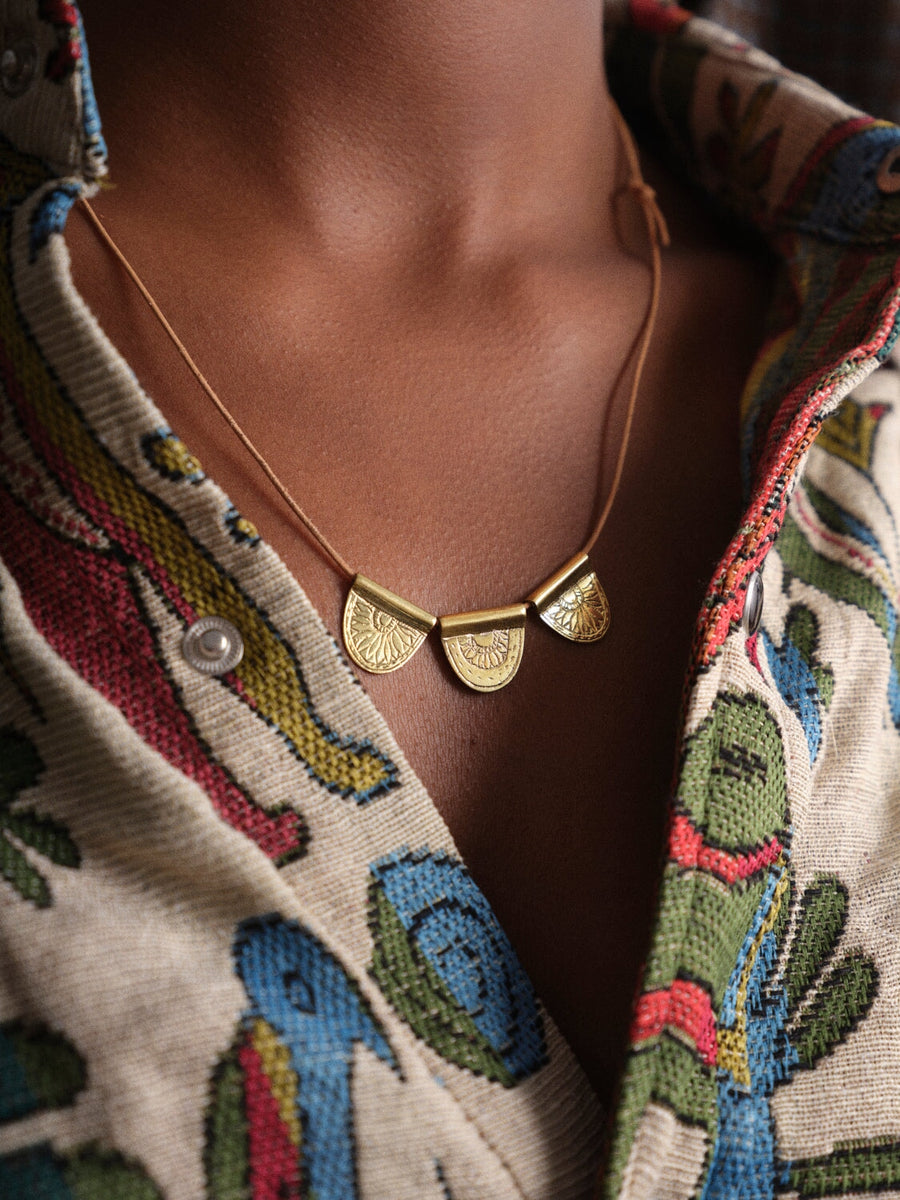 Collier Floraison COLLIER ombre claire