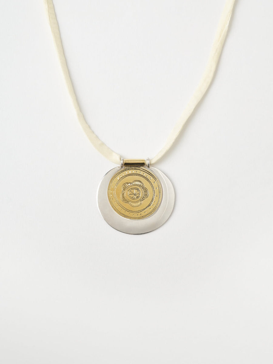 Collier les retrouvailles COLLIER ombre claire